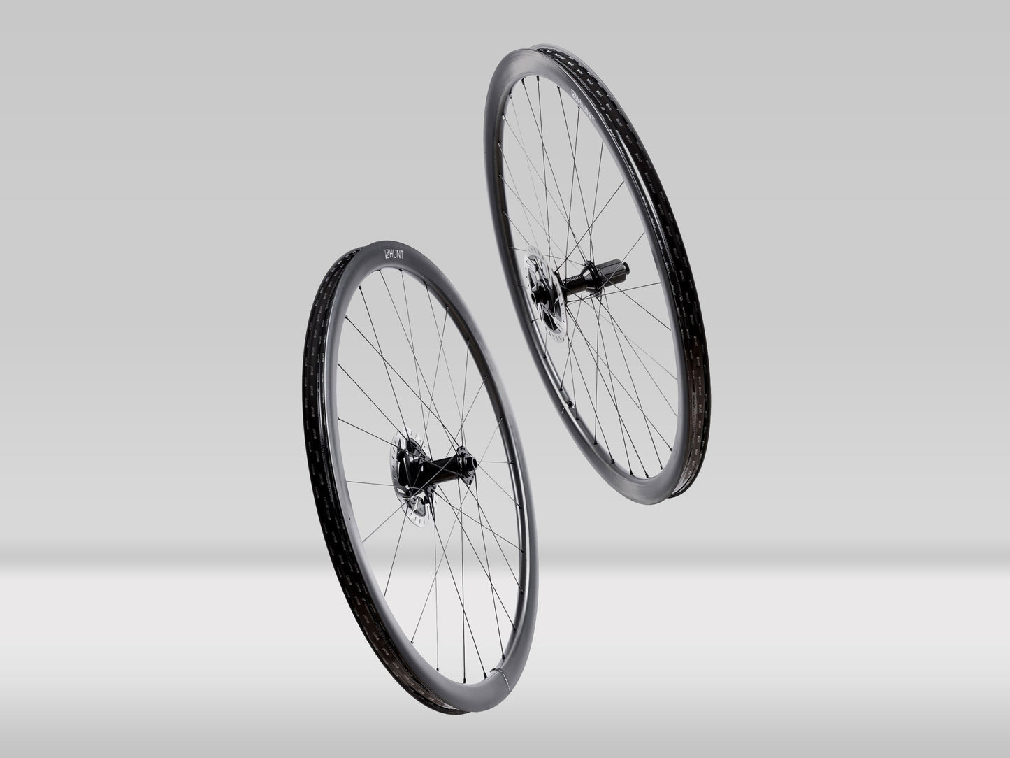 HUNT 35 Carbon Gravel Wheelset — 1483g — Shimano Microspline