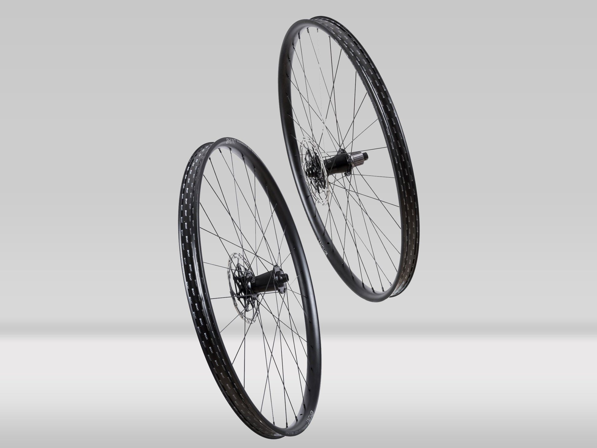 HUNT Enduro Wide MTB Mullet Wheelset — 2096g — Shimano Microspine-Super Boost