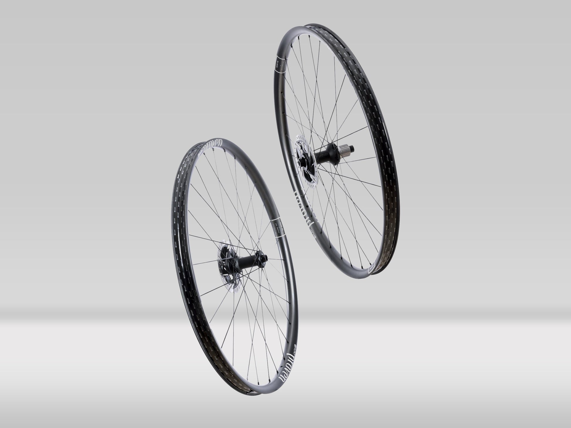 HUNT Proven Carbon Race XC MTB 29 Wheelset — 1469g — Shimano Microspline-Boost