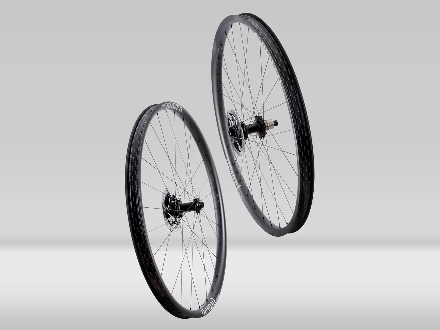 HUNT Proven Carbon Trail H_Core MTB Mullet Wheelset —  — Shimano Microspline