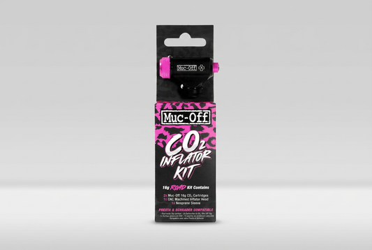 Muc-Off CO₂ Road Inflator Kit med er studiobakgrund